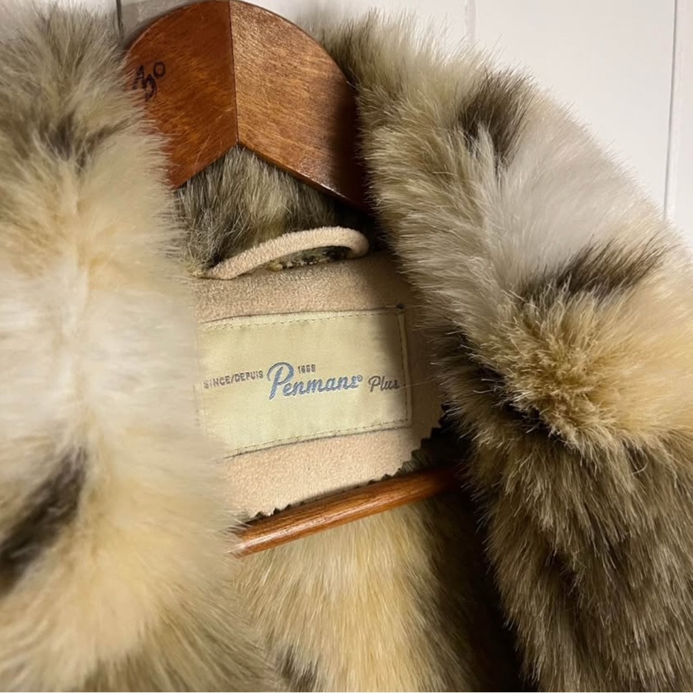 Vintage Penmans Faux Fur/ Suede Button Up Coat. Size 1X. - Picture 3 of 9